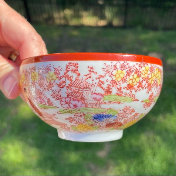 Two Japanese Geisha Girl Garden Red Tea Cups - Picture 3 of 7